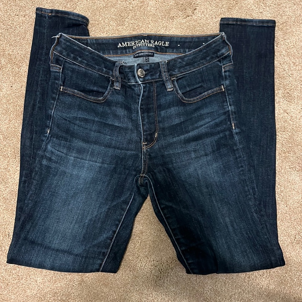 LIKE NEW AE JEANS
